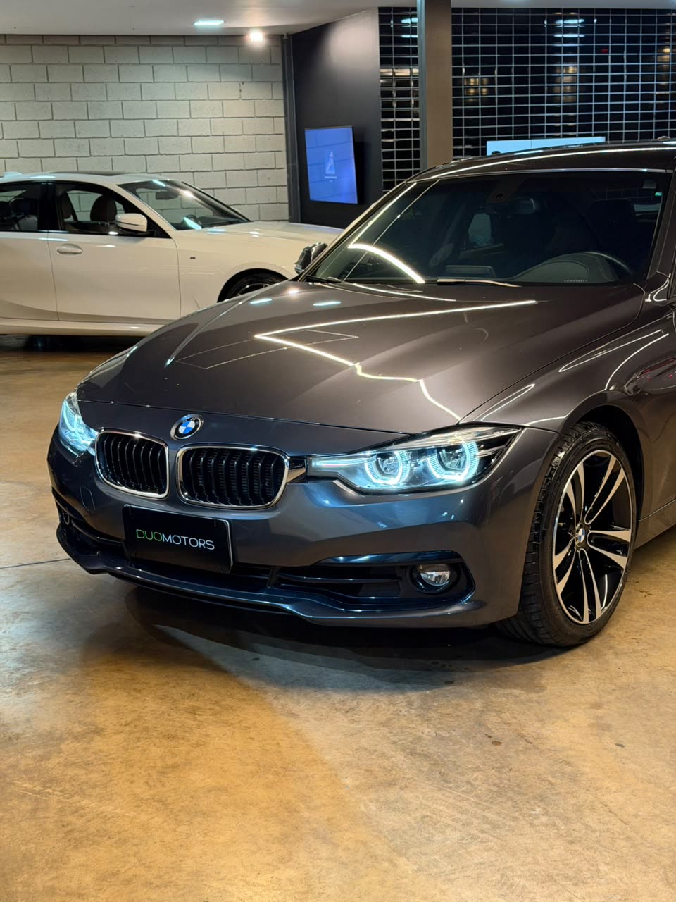 Ver a foto 3 do BMW 320i Sport