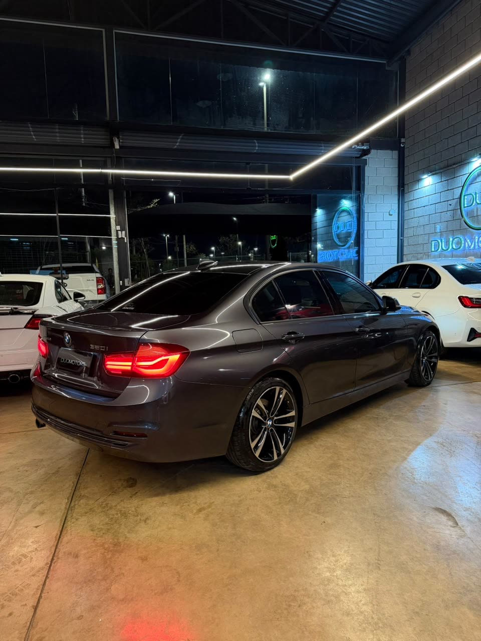 Ver a foto 5 do BMW 320i Sport