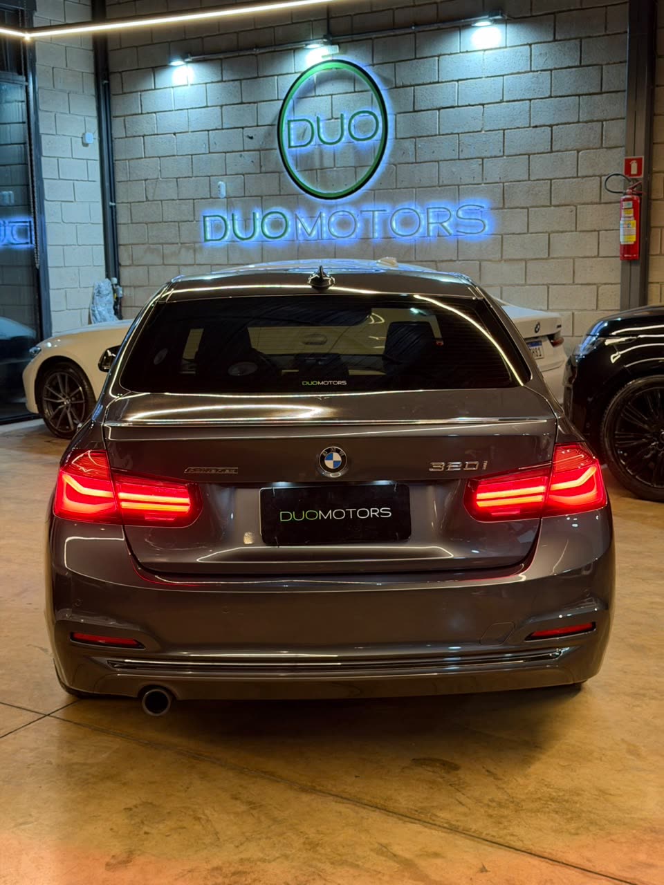 Ver a foto 6 do BMW 320i Sport