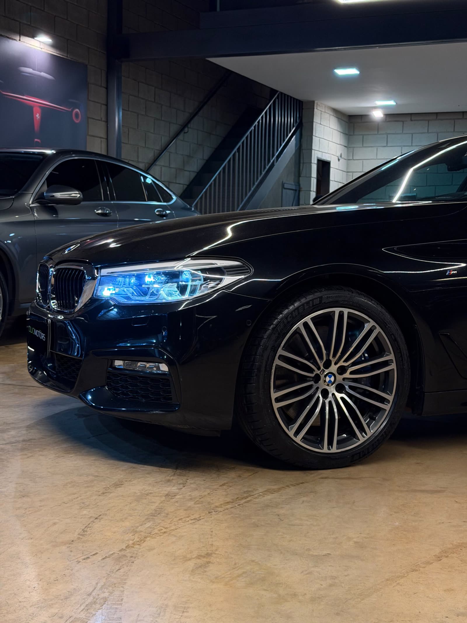 Ver a foto 2 do BMW 540i