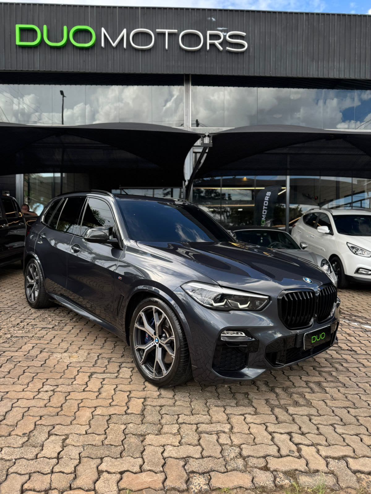 BMW X5 45e Drive M Sport à venda na DUO MOTORS