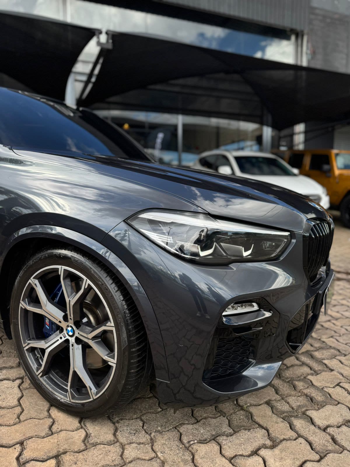 Ver a foto 2 do BMW X5 45e Drive M Sport