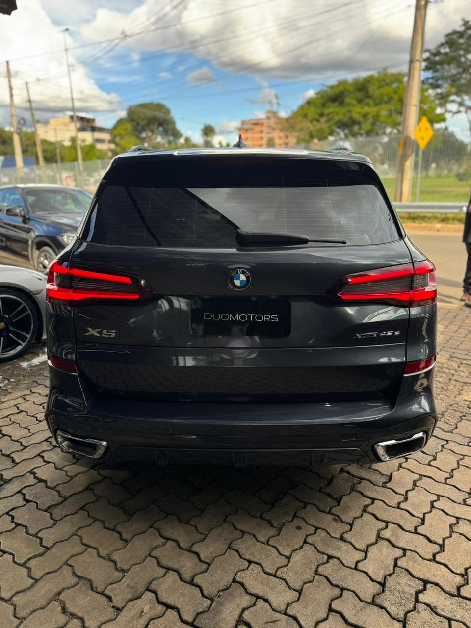 Ver a foto 5 do BMW X5 45e Drive M Sport