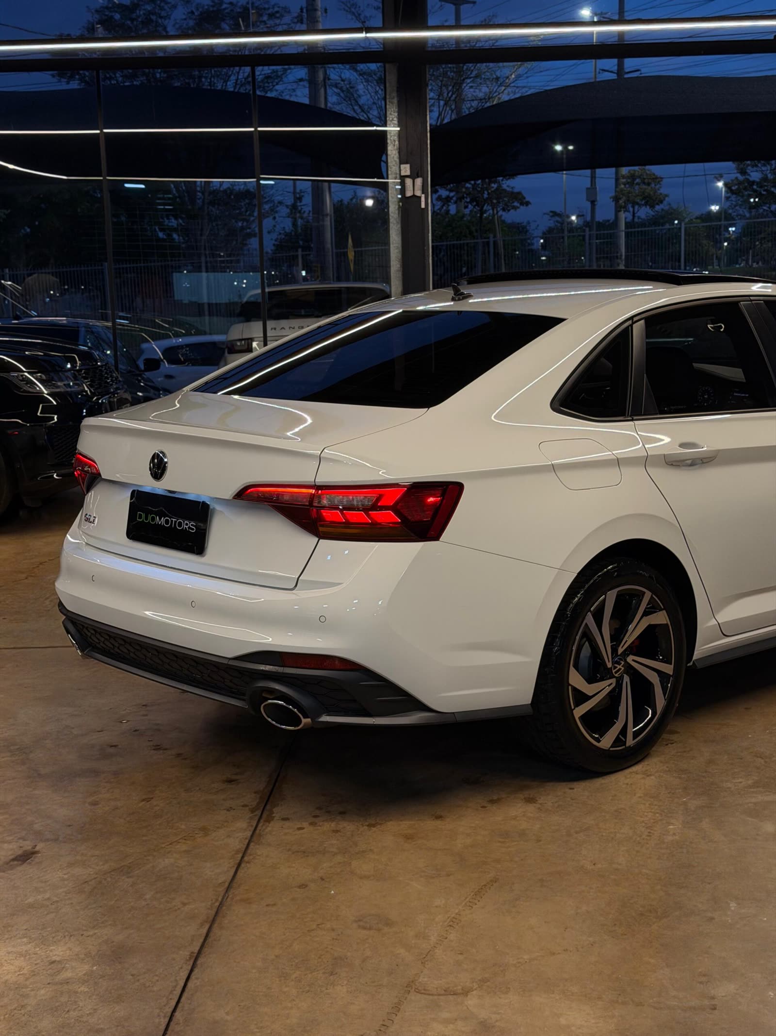 Ver a foto 6 do VOLKSWAGEN Jetta GLI
