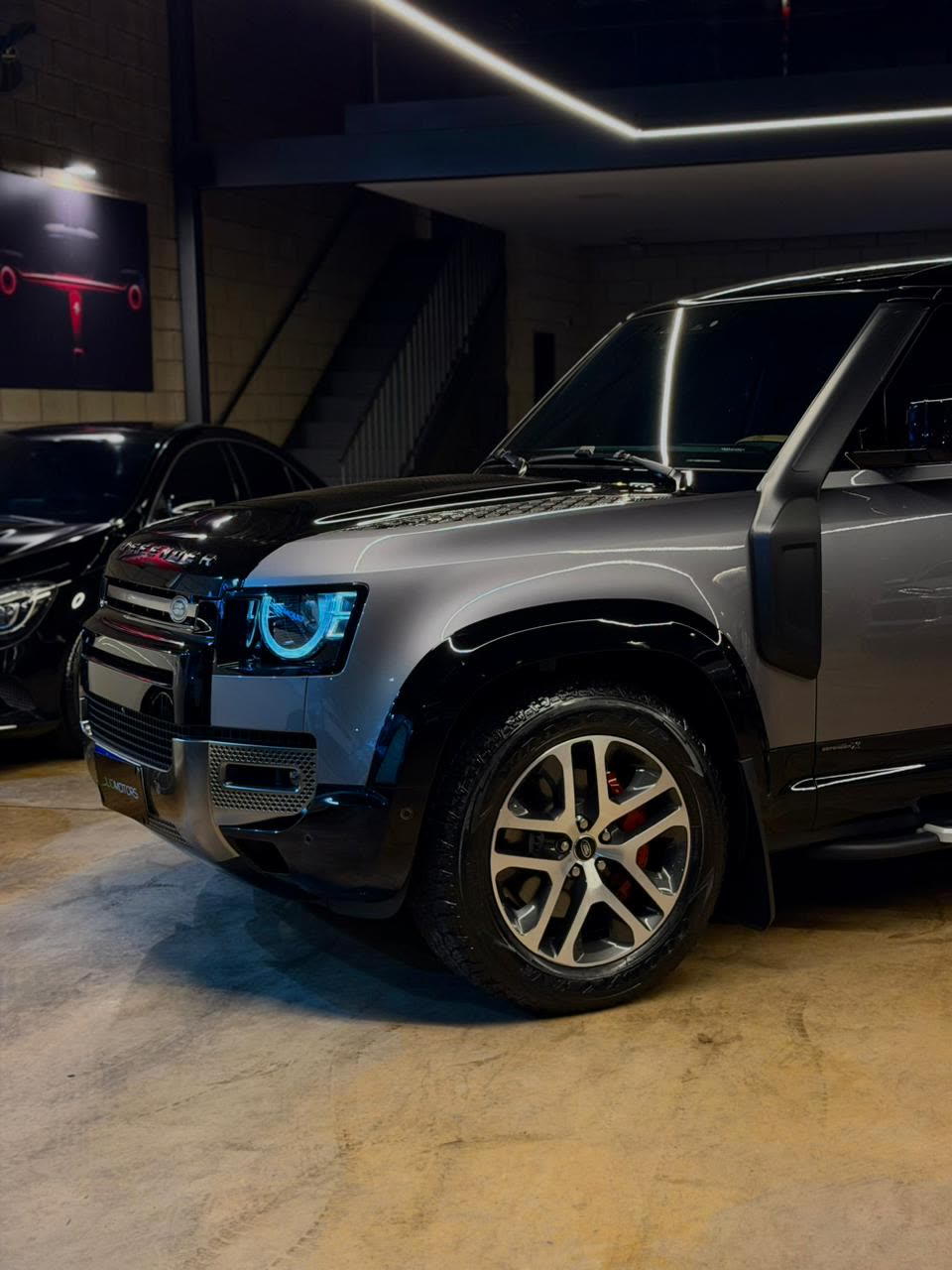Ver a foto 2 do LAND ROVER Defender X 110