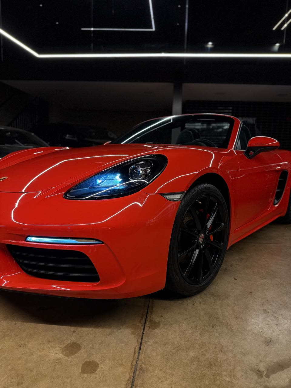Ver a foto 2 do PORSCHE 718 Boxster